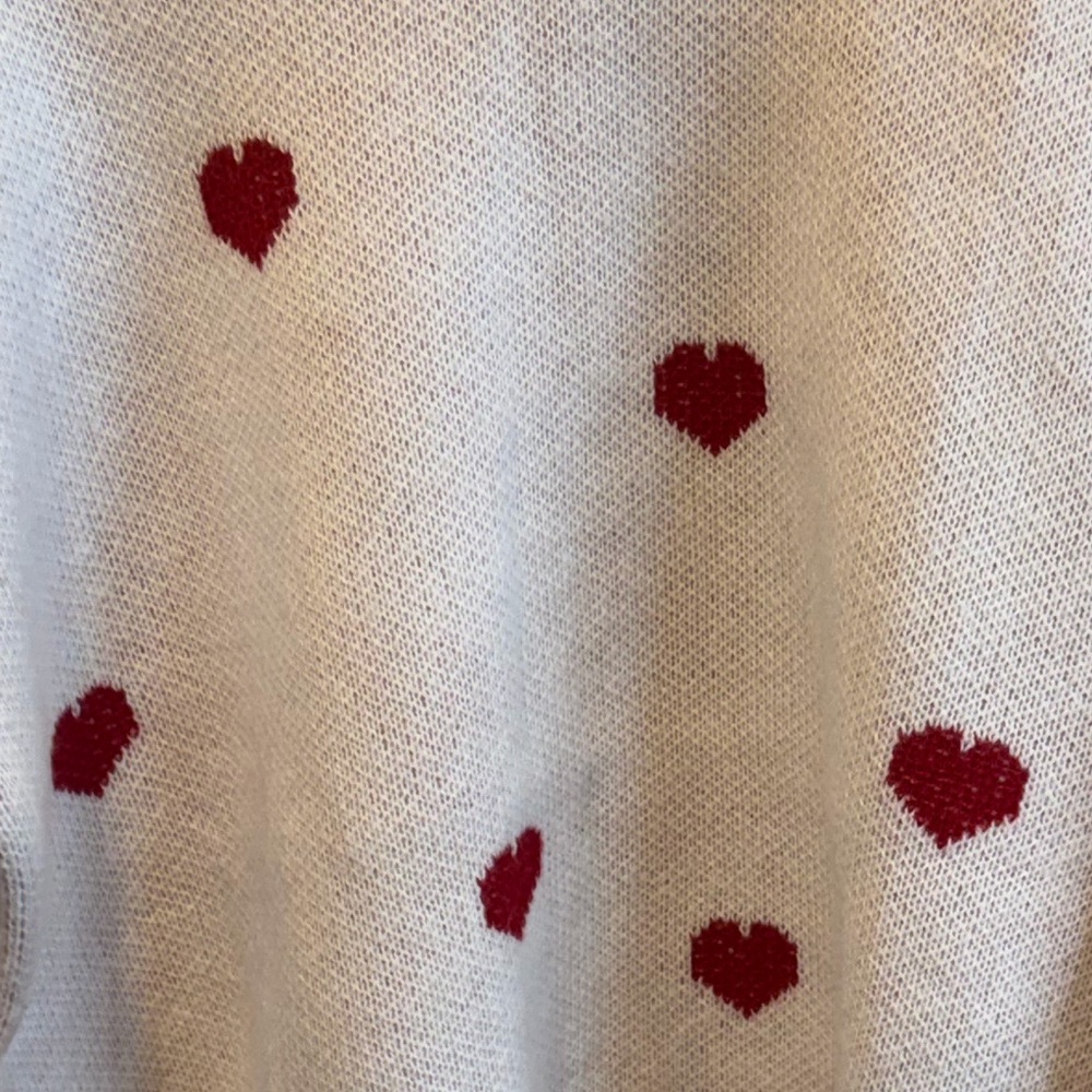 Cream Heart-Patterned Women's Sweater